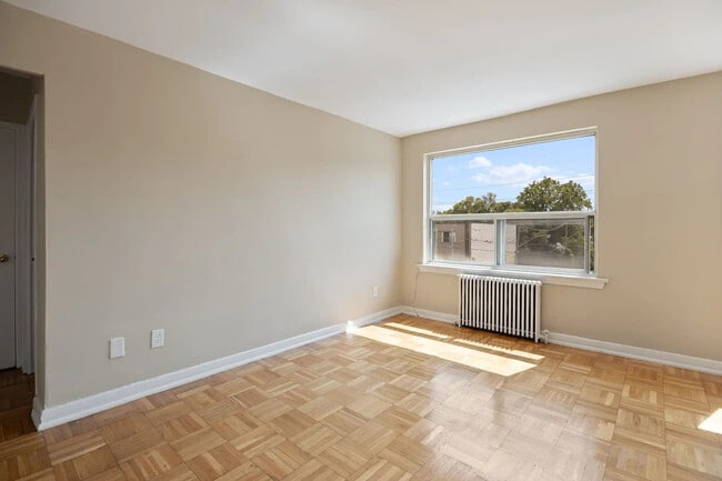 Photo - East York Apartments