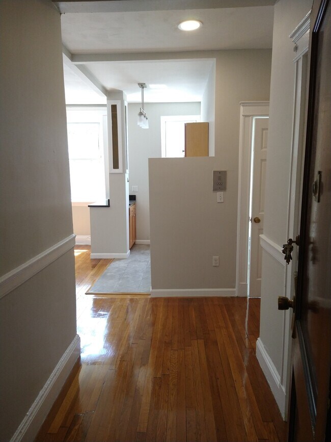 Photo - 1121 Commonwealth Ave Apartments Unit 10