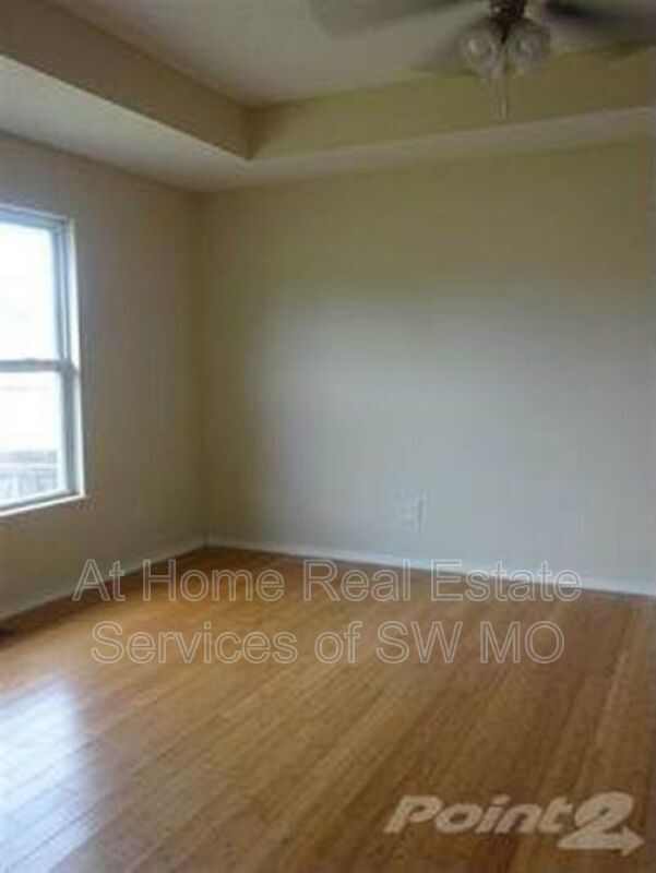 Photo - 3327 S Parkmont Ct