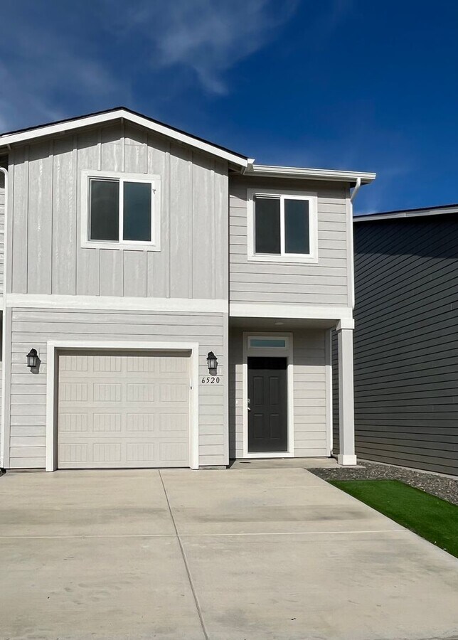 Brand New Corner Townhome! - Brand New Corner Townhome!