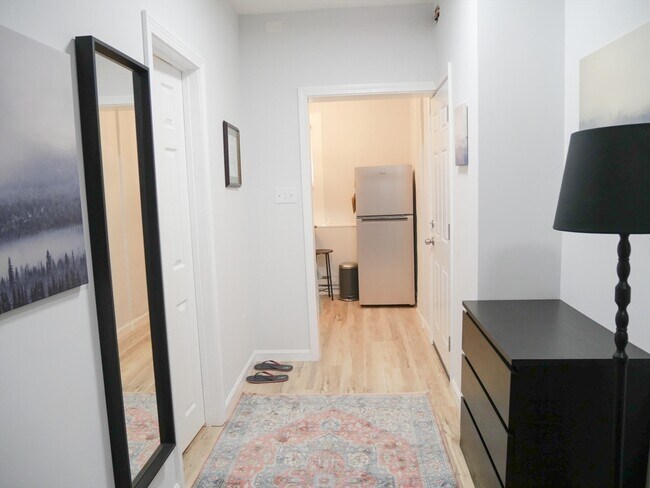 Photo - 10 Beals St Unit B1