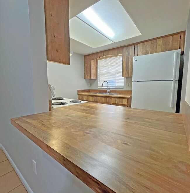 Photo - 9509 Fieldview Cir