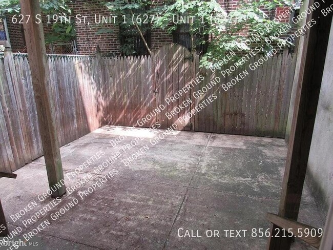 Photo - 627 S 19th St Unit 1 (627)
