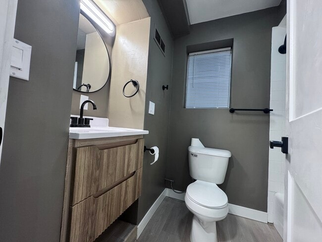 Photo - 2123 Central Ave Unit 2