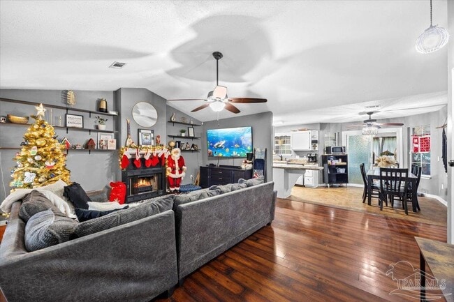 Photo - 2625 Tupelo Ave