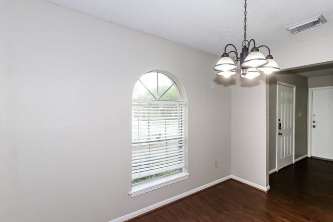 6527 La Violetta Dr