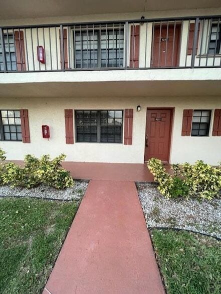 Building Photo - 4221 Oak Terrace Dr