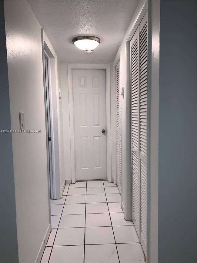 Photo - 2612 Johnson St Unidad 4