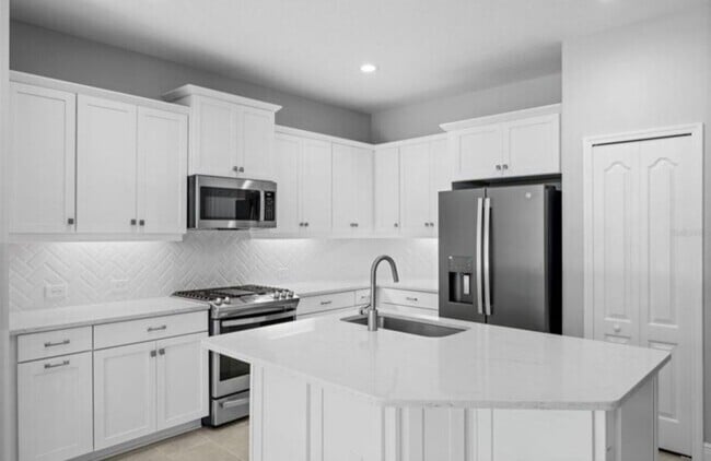 Photo - 4338 Tamarind Pl