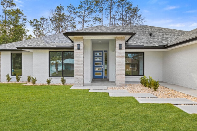 Photo - 8 Fordham Ln