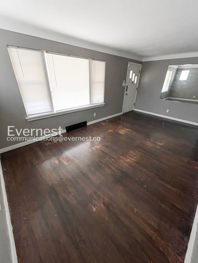 Photo - 5546 Floy Ave