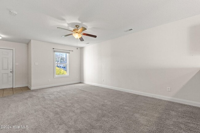 Photo - 125 W Murrow Ln