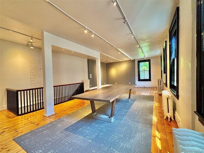 6378 Mill St Unidad 2nd Floor