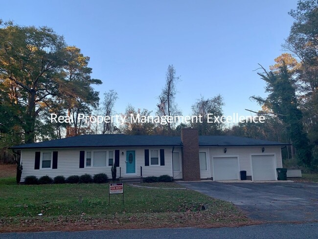 Building Photo - Renovated 3 bedroom Ranch In Princeton, Ap...