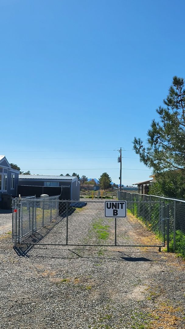 Photo - 1611 E Gamebird Rd Unit B