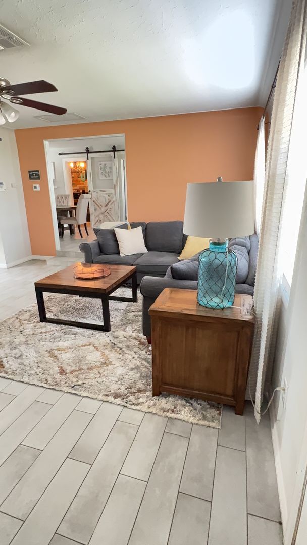 Photo - Fully Furnished 3 bedroom pool home in Largo