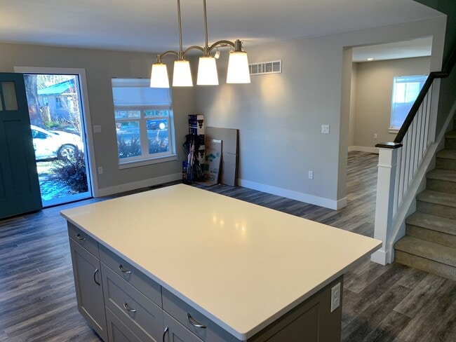 Photo - Stunning 3bd, 2ba Home Close To Downtown Loveland!