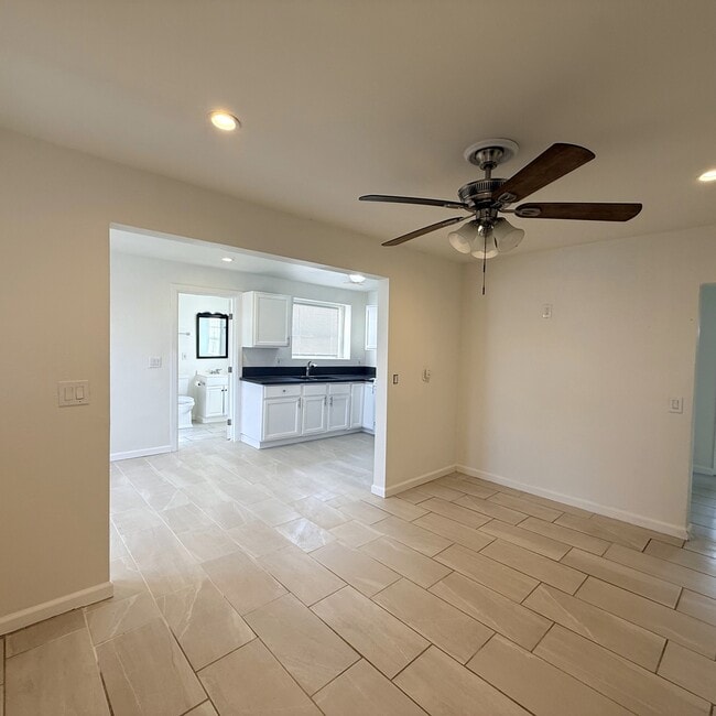 Photo - 10605 S Normandie Ave