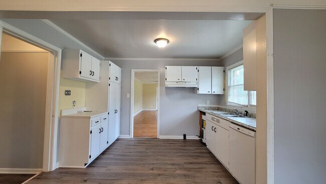 Photo - 1934 Green St Unit 1934 Green St. Whole Home