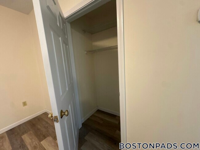 Photo - 81 Essex St Unit 63
