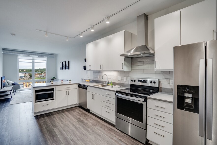 Winchell - 1 Bed / 1 Bath - 593-687 Sq.Ft.