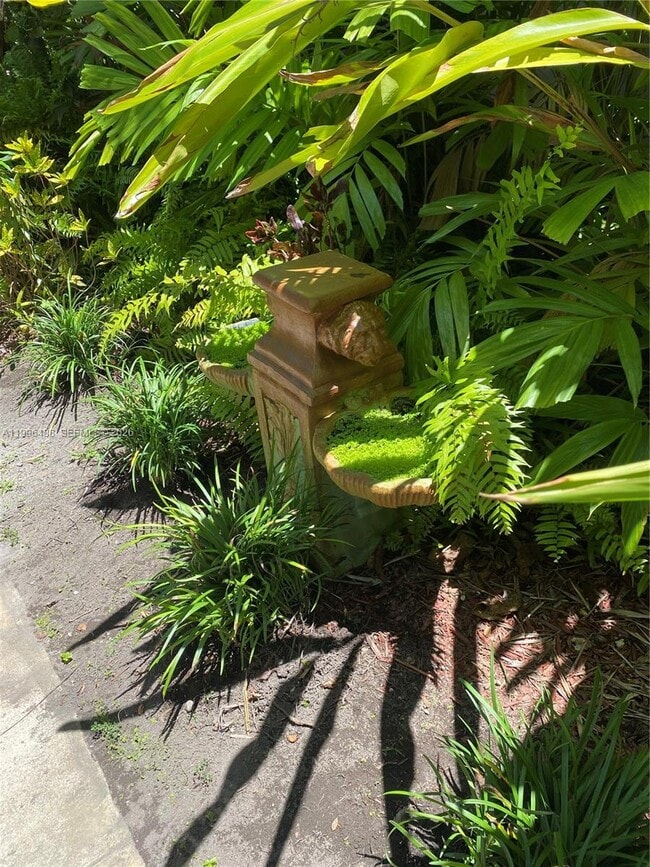 Photo - 40 Almeria Ave Unidad 16