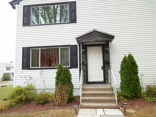 Building Photo - 49 Fort Hill Ave Unit 2