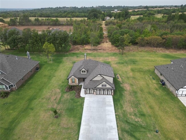 12309 Samara Dr