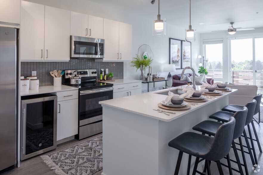 Picture of Apartments for Rent with a Balcony in Denver CO - 17,112 Apartments ...
