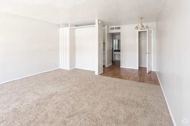 Studio - 475 SF - Windgate