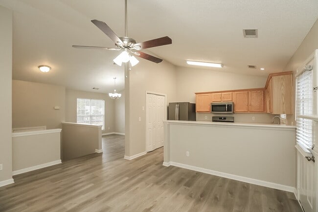 Photo - 9447 Rollinghills Dr