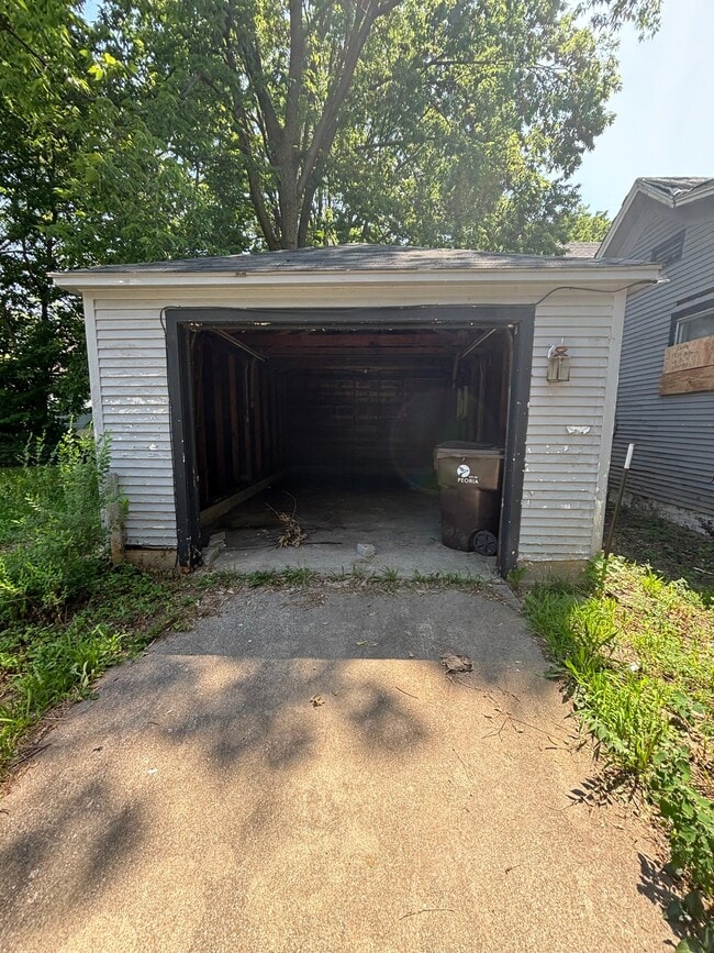 Photo - 1319 W Aiken Ave