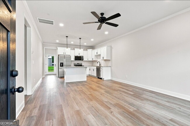 46 Clay St