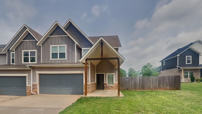 Very Nice 4 bedroom 2.5 bath home with a b... - Very Nice 4 bedroom 2.5 bath home with a b...