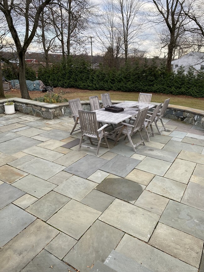 Photo - 5 Meadow Wood Rd