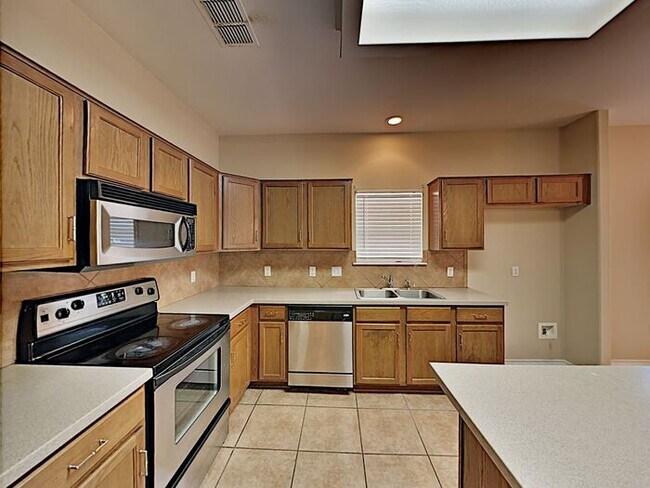 Photo - No Application Fees* $500 Off 1st Month - ...