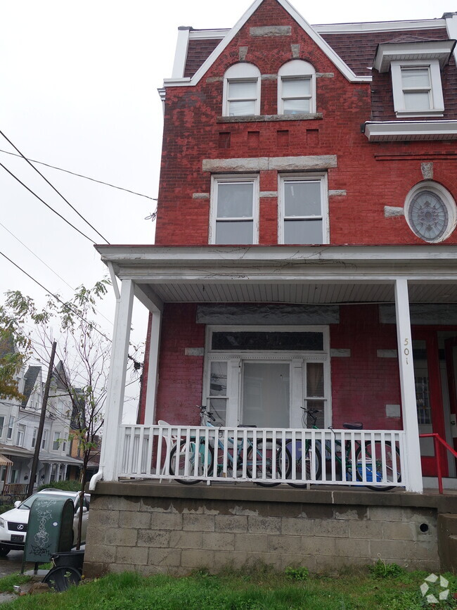 Building Photo - 501 Cato St Unit 1 Rental