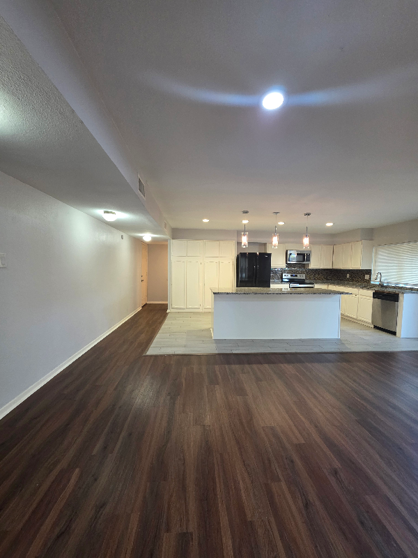 Photo - 2808 Charter Oak Dr