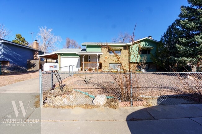 Building Photo - 7085 Metropolitan St Rental