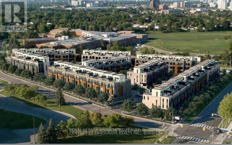 Photo - 255 McLevin Ave