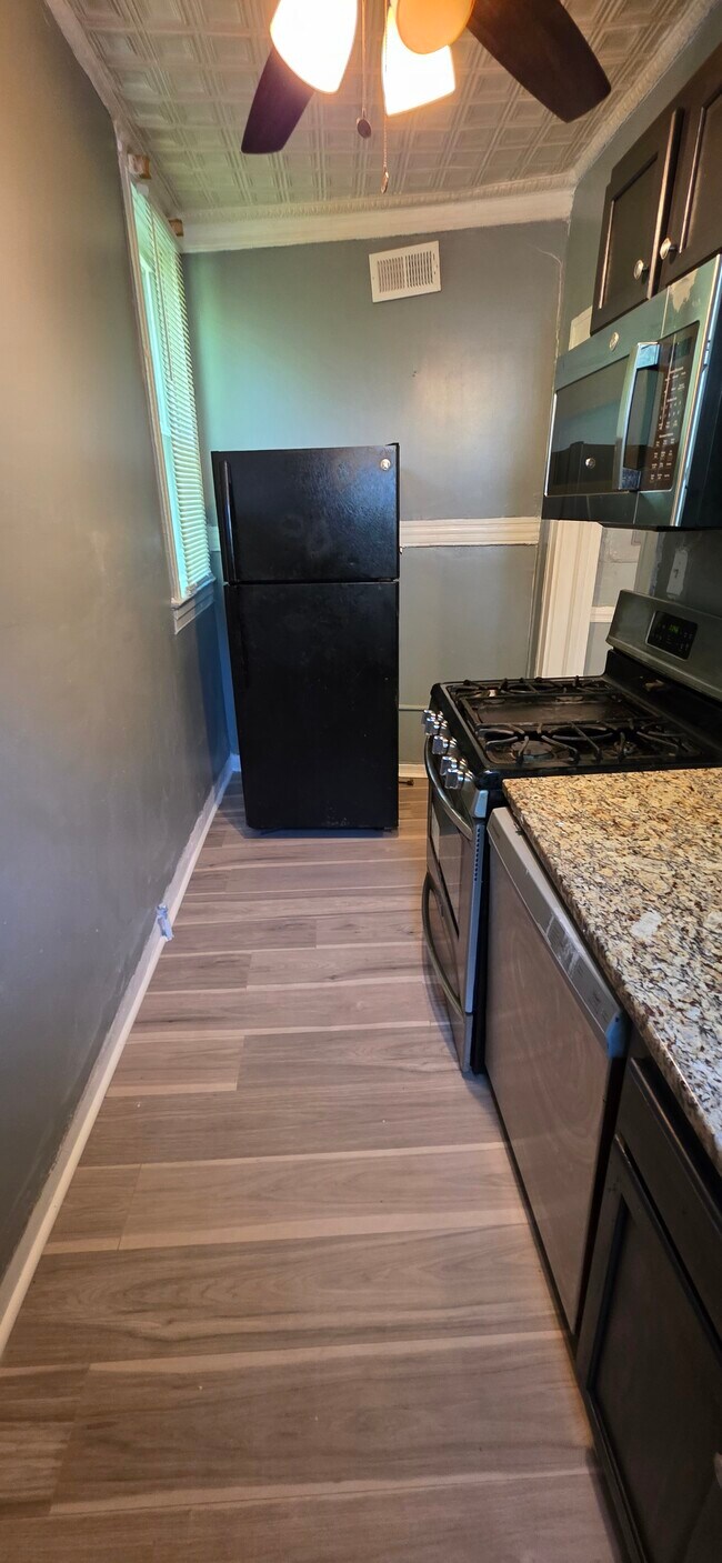 Photo - 3702 Chesholm Rd Unit Apt 1