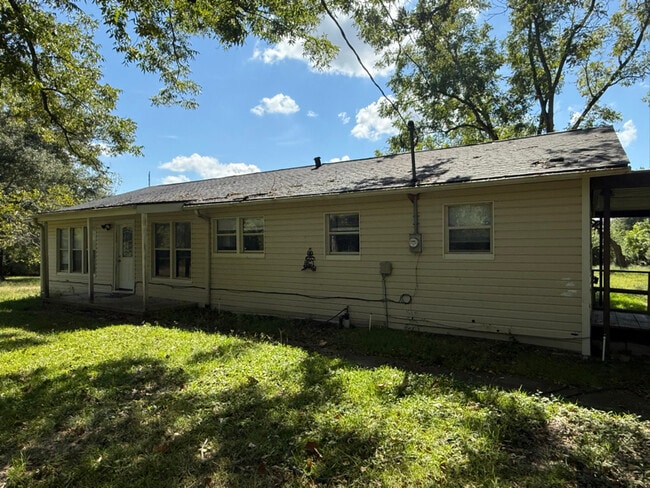Photo - 609 Lane Dr