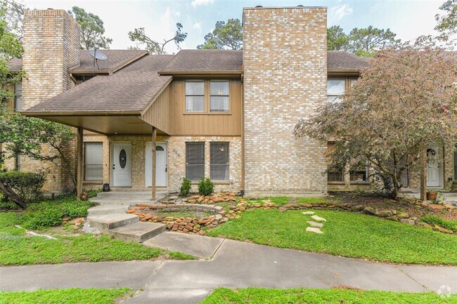 Building Photo - 1011 Hamblen Rd Unit 403 Rental