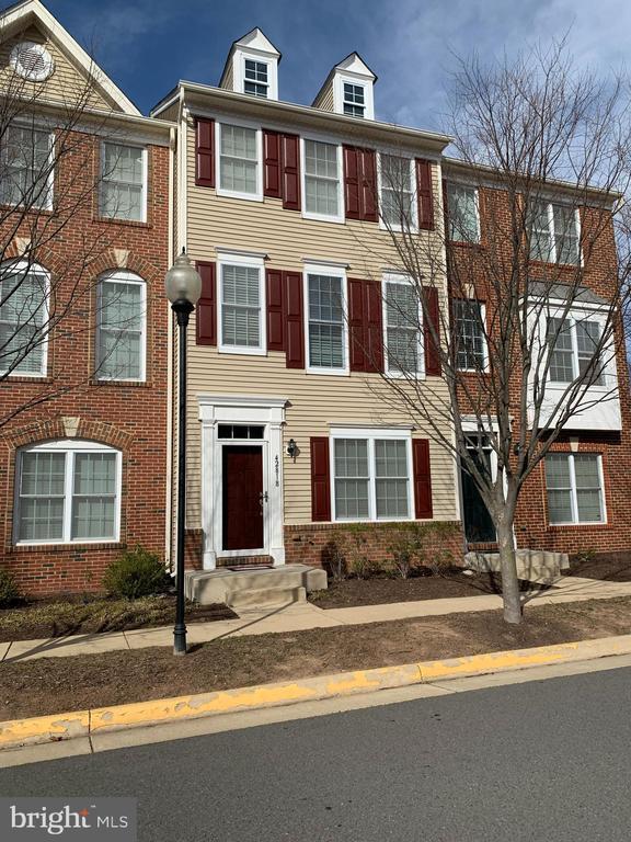 Photo - 42818 Eggleston Terrace Townhome