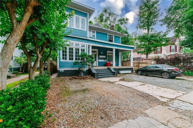 Photo - 207 Michigan Ave