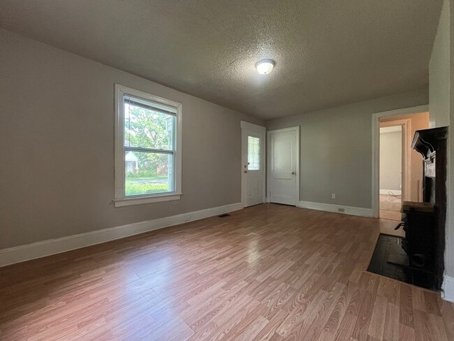 Photo - 1256 Edgewood Rd