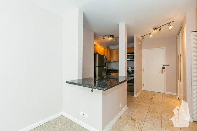 Photo - 777 N Michigan Ave Unit 1706