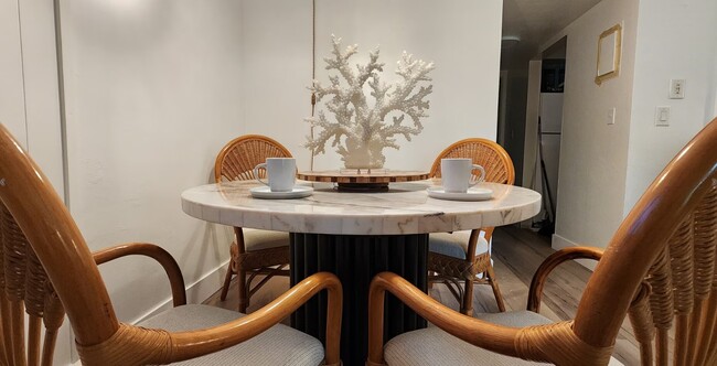 Photo - 2501 N Ocean Blvd Unidad 5