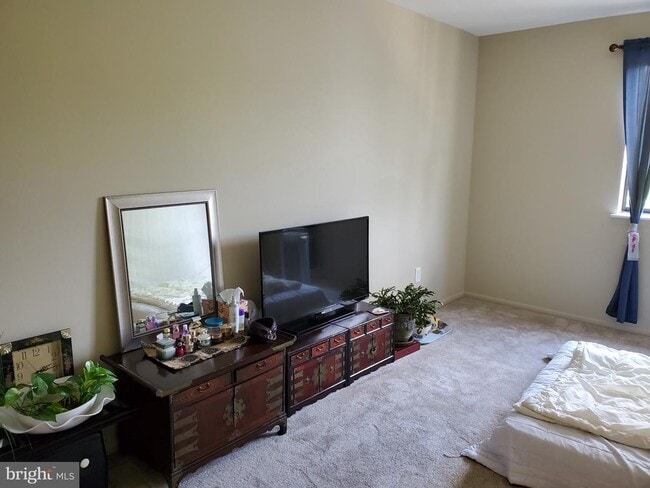 Photo - 1100 Lisadale Cir Unit 2D