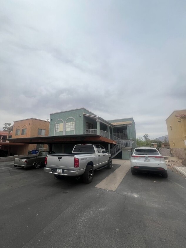 FULLY REMODELED 1 BED. APT. / AVAILABLE FO... - FULLY REMODELED 1 BED. APT. / AVAILABLE FO...